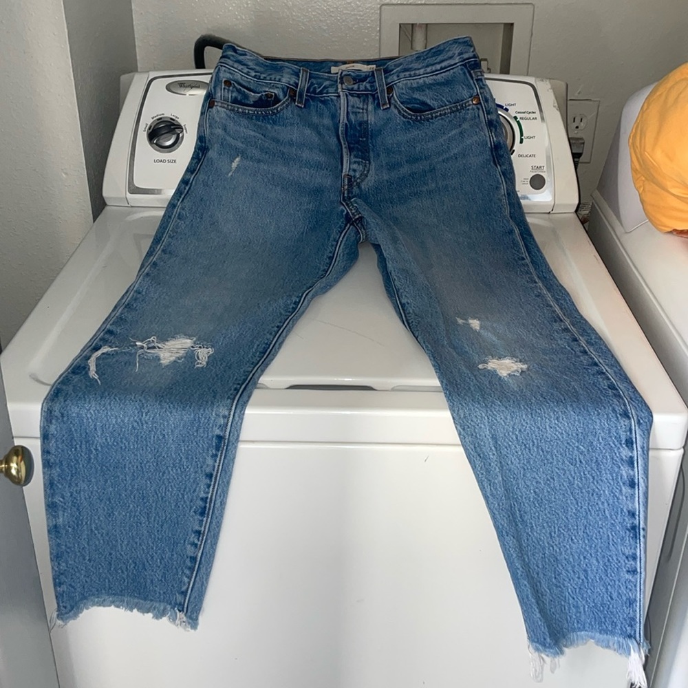 Levi’s women wedgie fit ripped and cropped denim jeans size 28. $40 OBO.